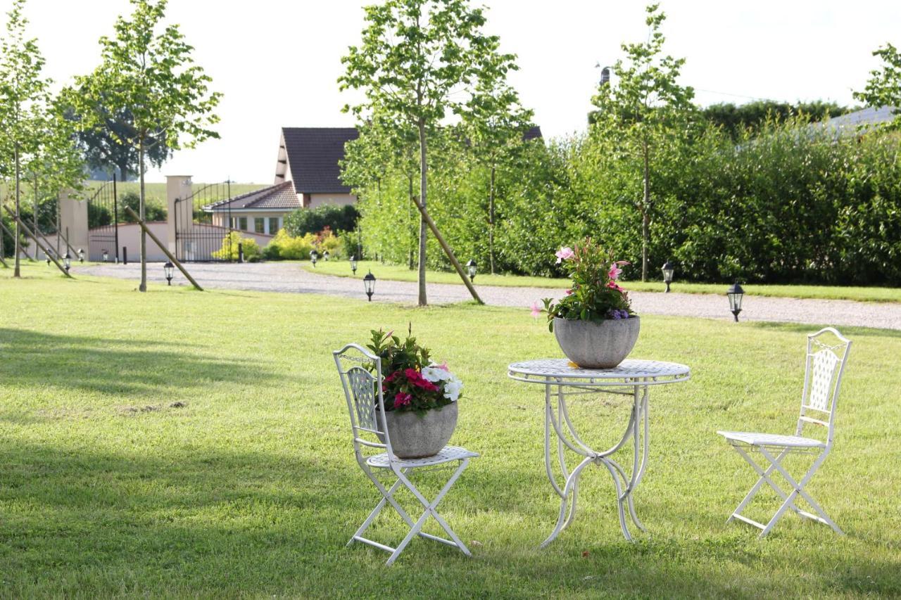 Le Manoir des Arômes Brugny-Vaudancourt Exterior foto
