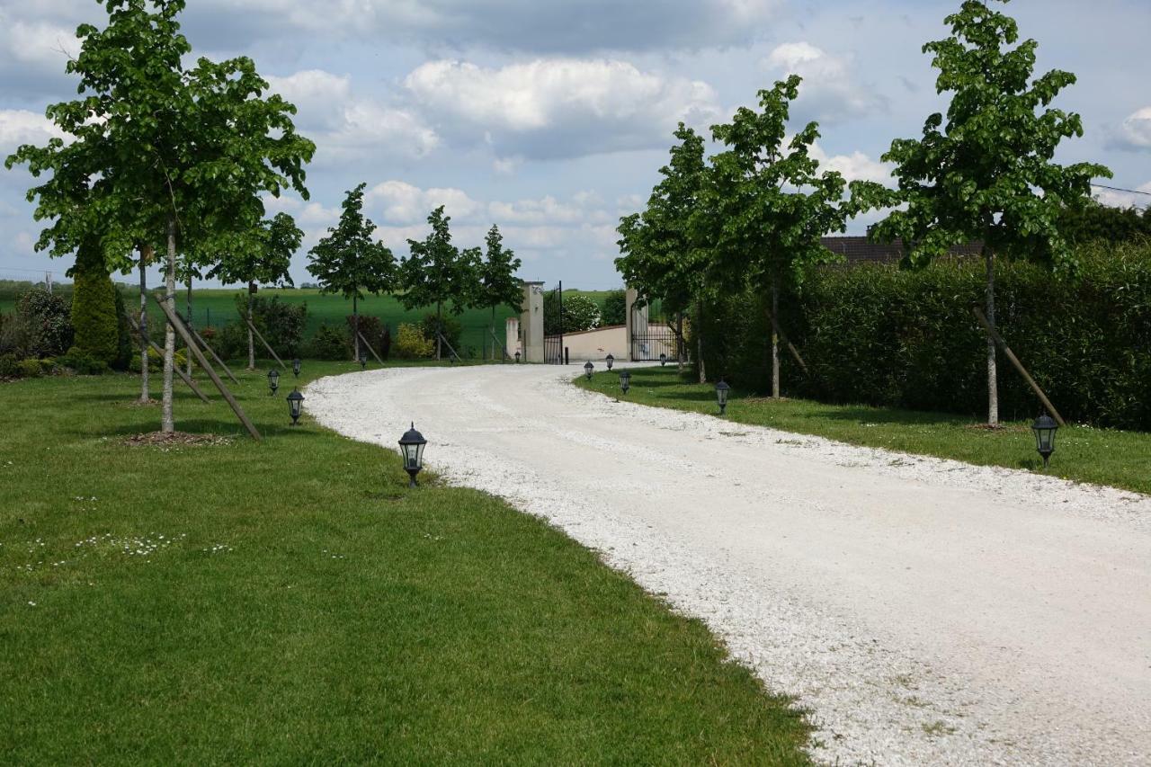 Le Manoir des Arômes Brugny-Vaudancourt Exterior foto
